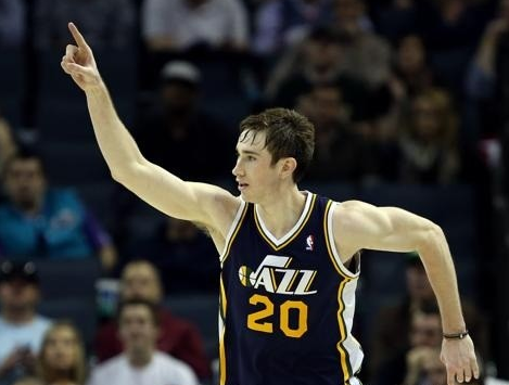 重点的年轻 重点的年轻