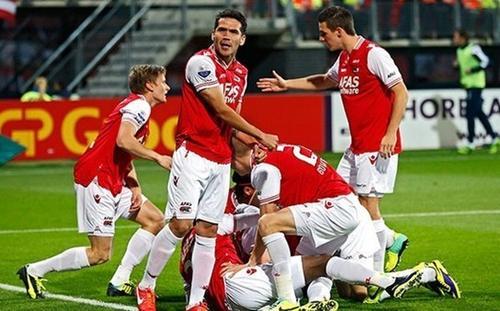 的引导下 的引导下