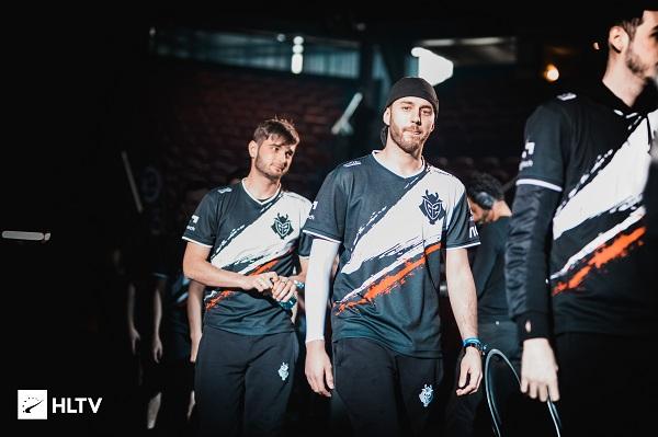 德约继续稳 德约继续稳